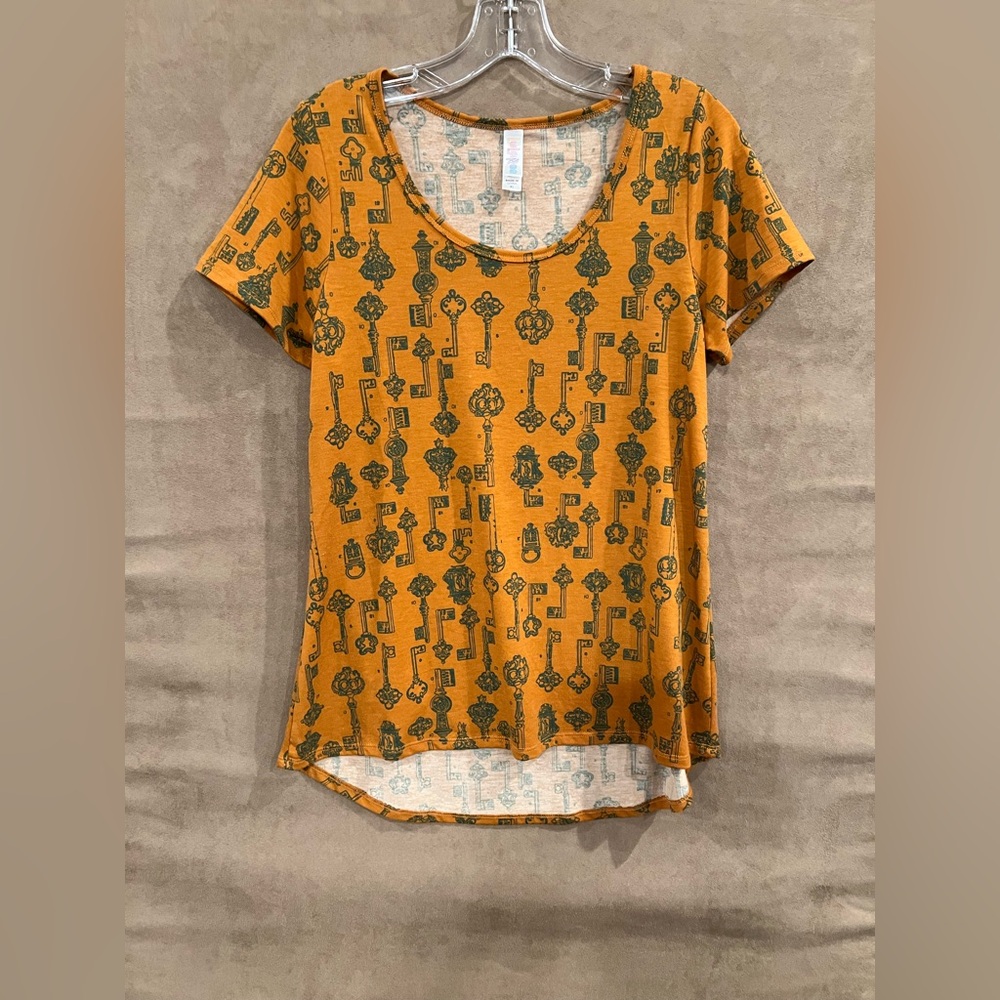 LuLaRoe Classic T